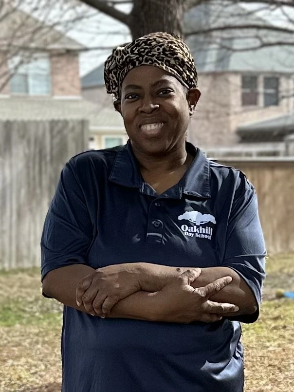 Ms. Teresa, Assistant Teacher for the Dragonflies program (4 years)